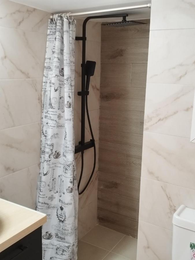 Η Ωραία Των Αθηνών Apartment Athena Bagian luar foto