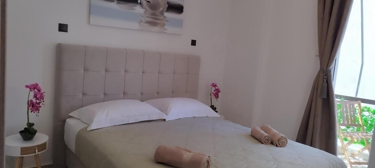 Η Ωραία Των Αθηνών Apartment Athena Bagian luar foto